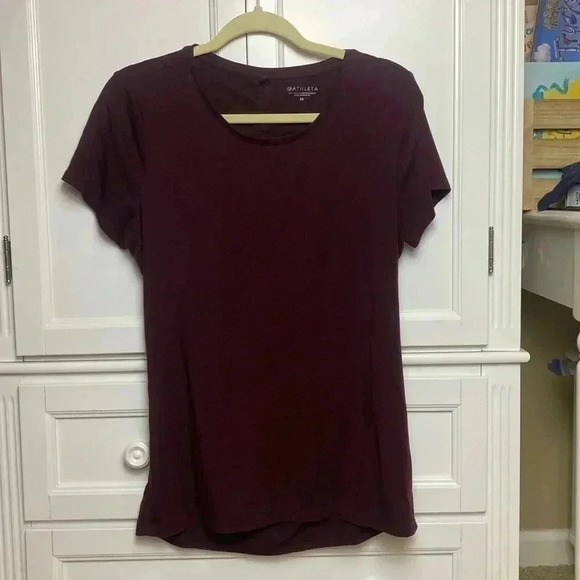 Athleta Women's Encore Plum Crewneck Athletic Tee Top Size medium - Picture 1 of 10